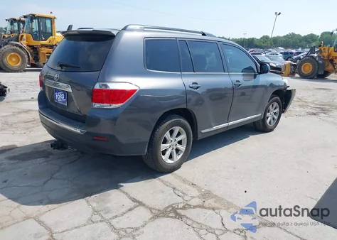 2013 Toyota Highlander Base Plus V6 from USA, damaged, VIN 5TDZK3EH5DS141750